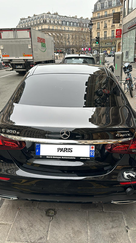 Mercedes 786 Transport à Paris